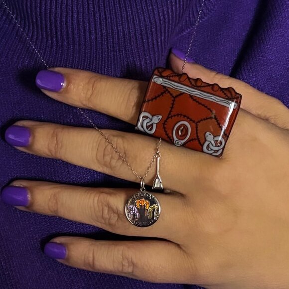 Disney Hocus Pocus Sanderson Sister Broom Squad Necklace, Charmed Aroma - Picture 4 of 4